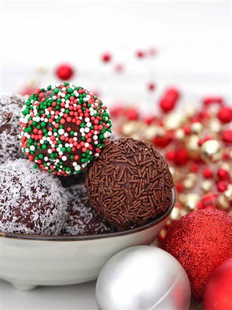 CHOCOLATE RUM BALLS 