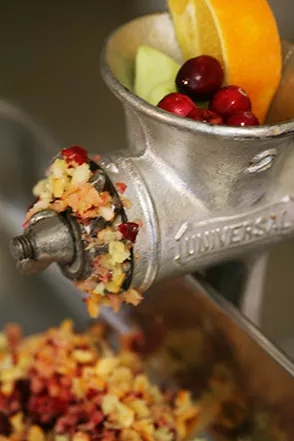 Preparing the sauce